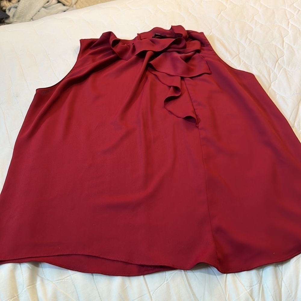 Ann Taylor Maroon Short Sleeve Top Sz L